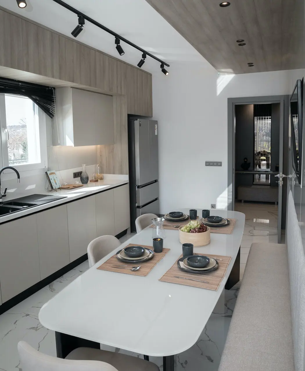 Modern kitchen